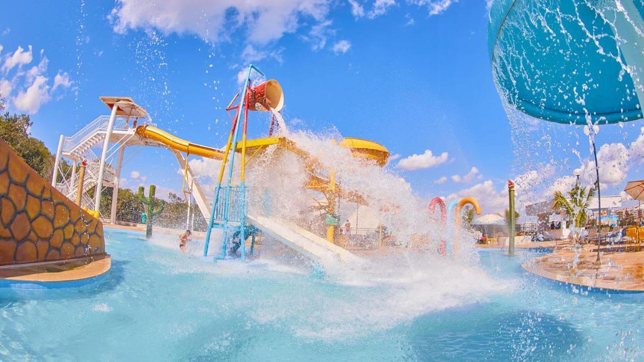 Resort Do Lago Park カルダス・ノバス エクステリア 写真